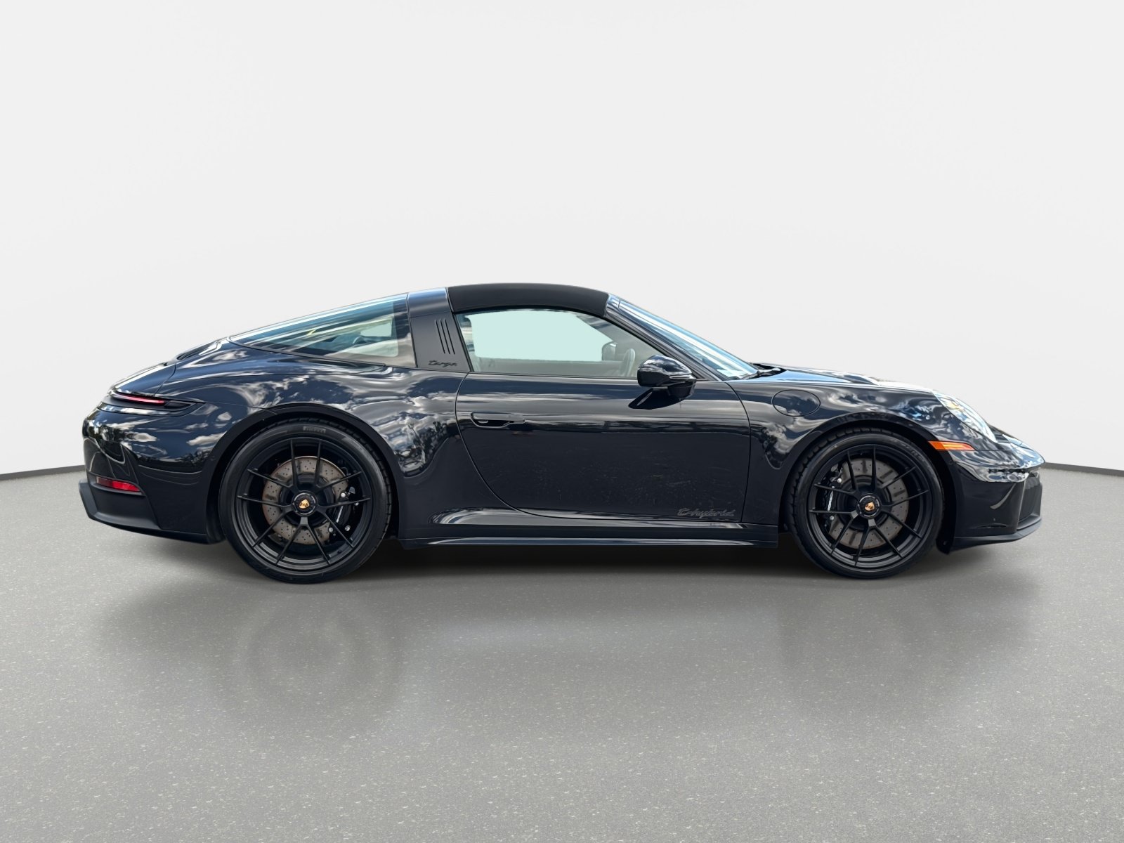 Used 2026 Porsche 911 Targa 4 GTS AWD/4WD image 2