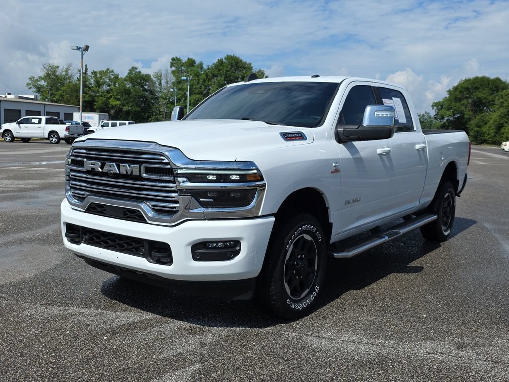 Used 2025 RAM 2500 Laramie AWD/4WD image 1