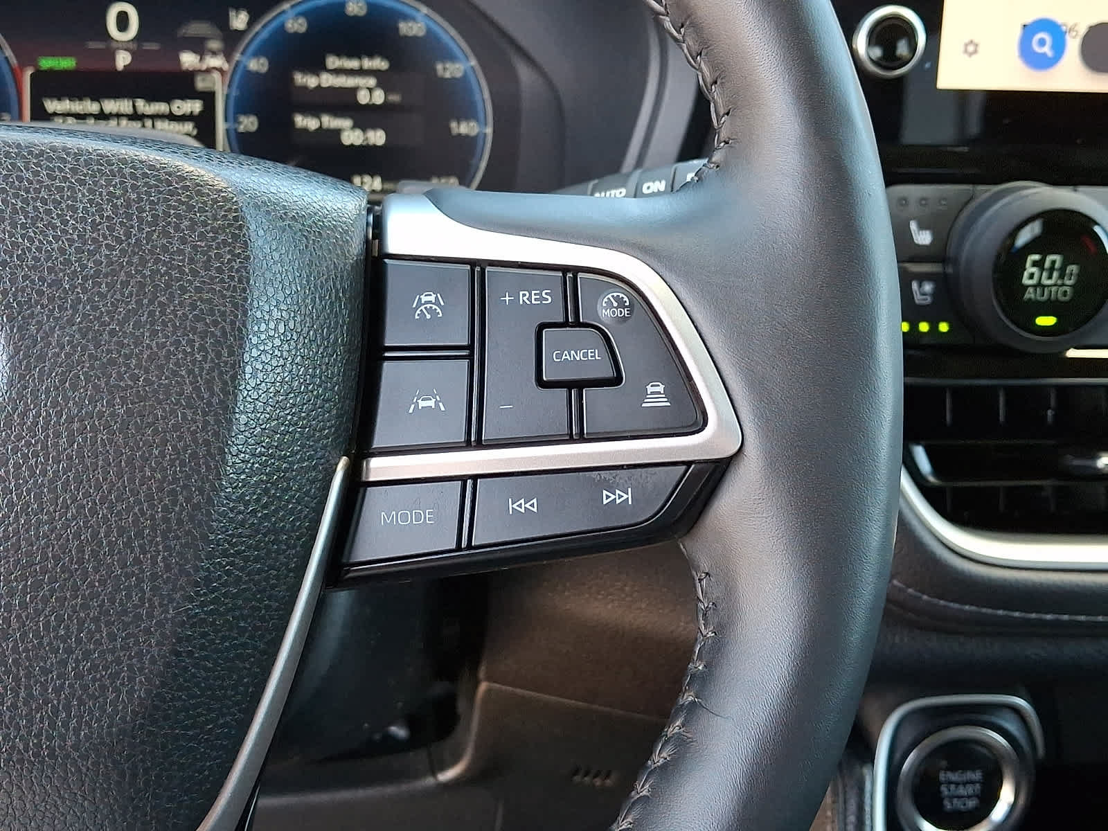 Used 2024 Toyota Grand Highlander AWD image 27