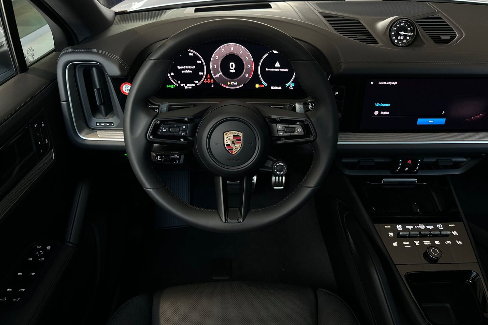 New 2025 Porsche Cayenne Coupe image 16