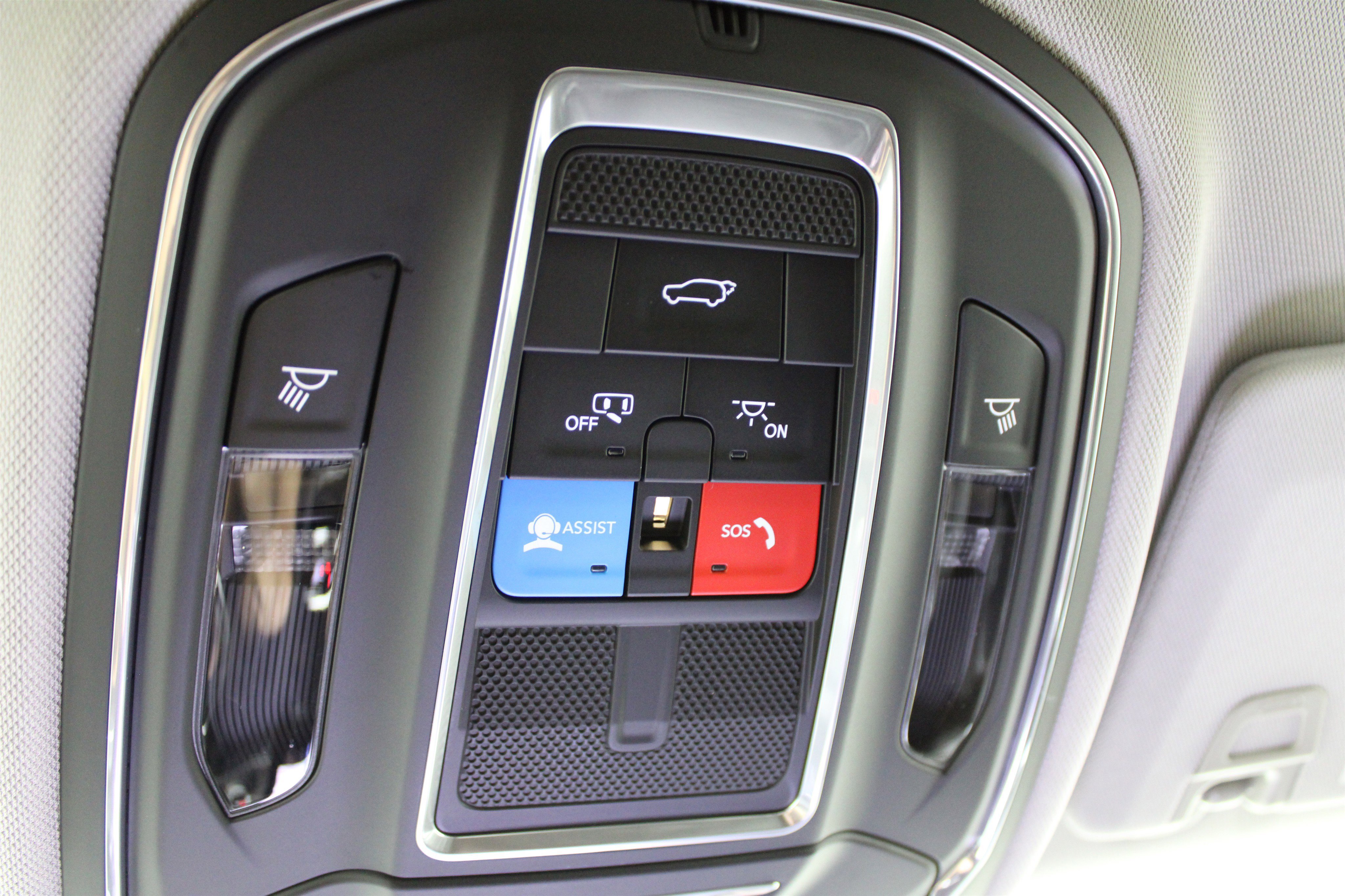 Used 2024 Jeep Grand Cherokee Limited image 19