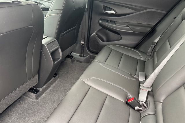 New 2026 Buick Envista Sport Touring w/ Studio Series image 13