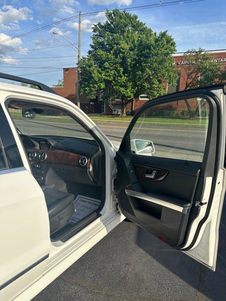 Used 2014 Mercedes-Benz GLK 350 4MATIC image 23