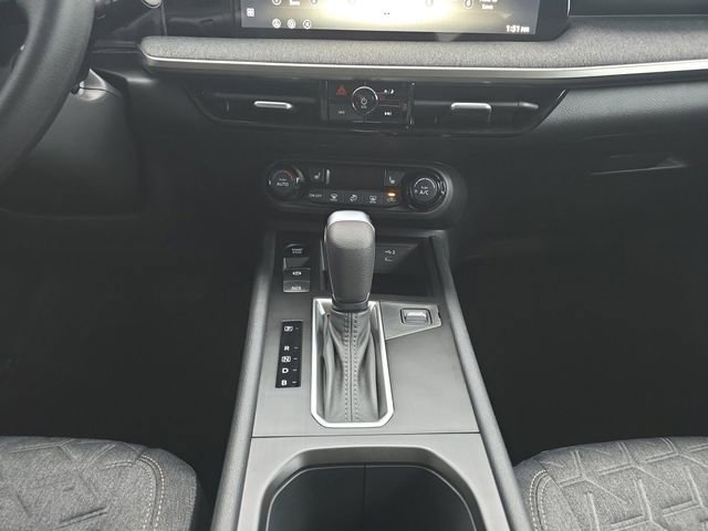 New 2026 Nissan Kicks SV image 3