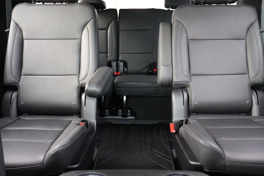 Used 2023 Chevrolet Suburban Z71 w/ Luxury Package image 46