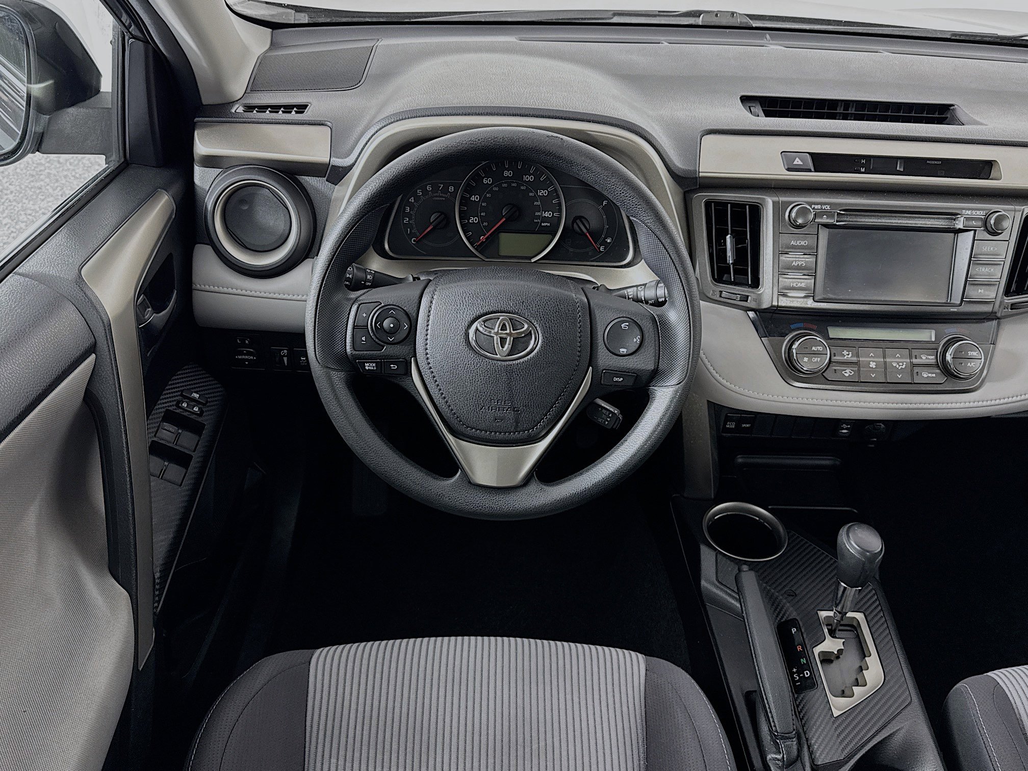 Used 2014 Toyota RAV4 XLE image 21