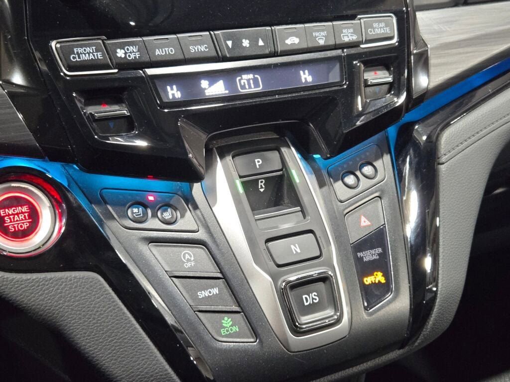 Used 2022 Honda Odyssey Elite image 31