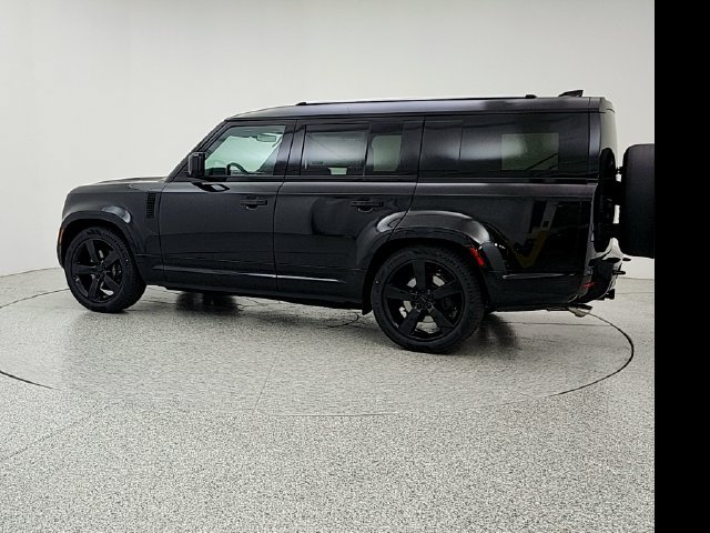 New 2026 Land Rover Defender 130 V8 AWD/4WD image 12