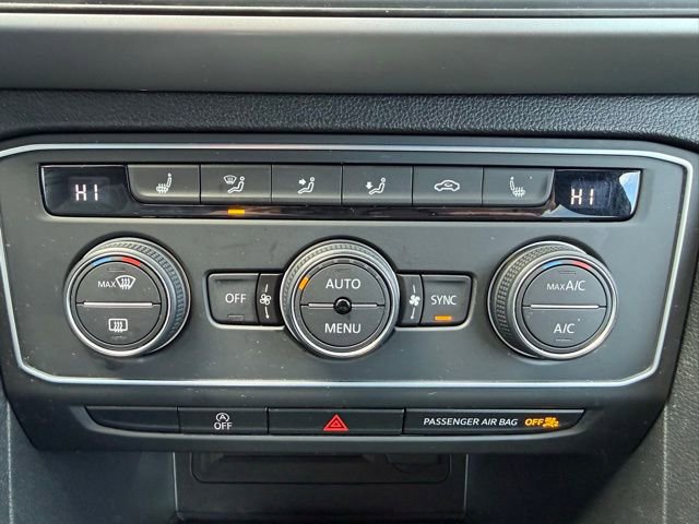 Certified 2021 Volkswagen Atlas Cross Sport SE image 18