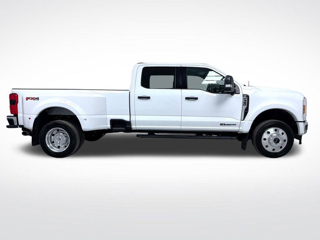 Used 2024 Ford F450 XLT w/ 360-Degree Camera Package AWD/4WD image 2