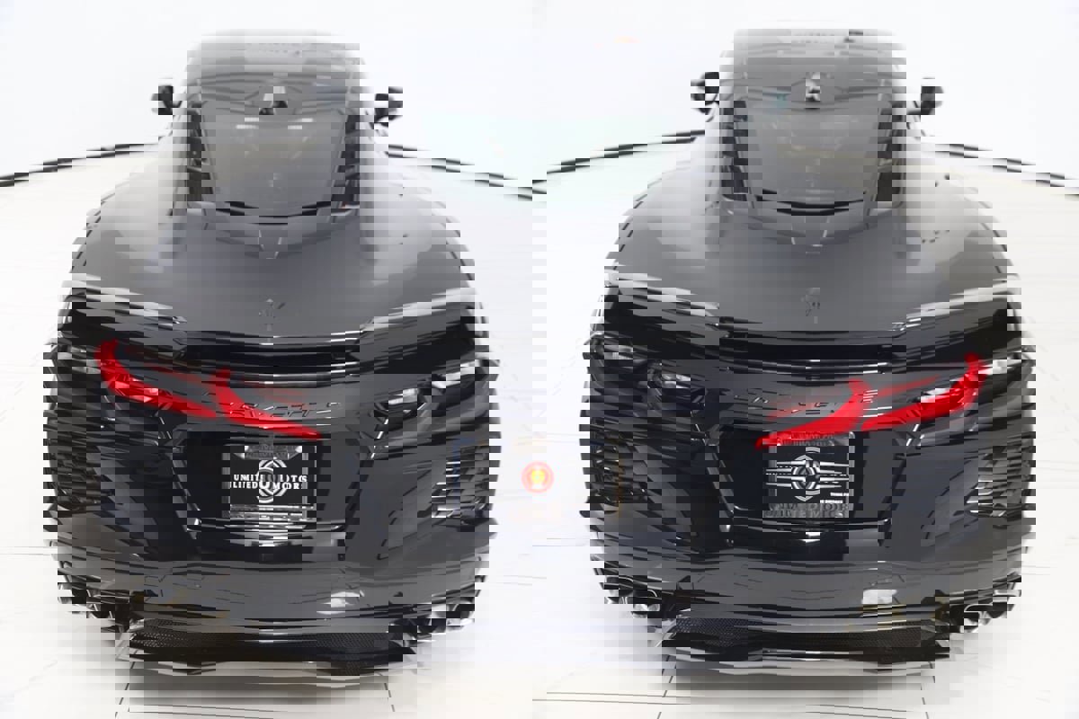 Used 2020 Chevrolet Corvette Stingray Premium Cpe w/ 3LT Preferred Equipment Group image 7