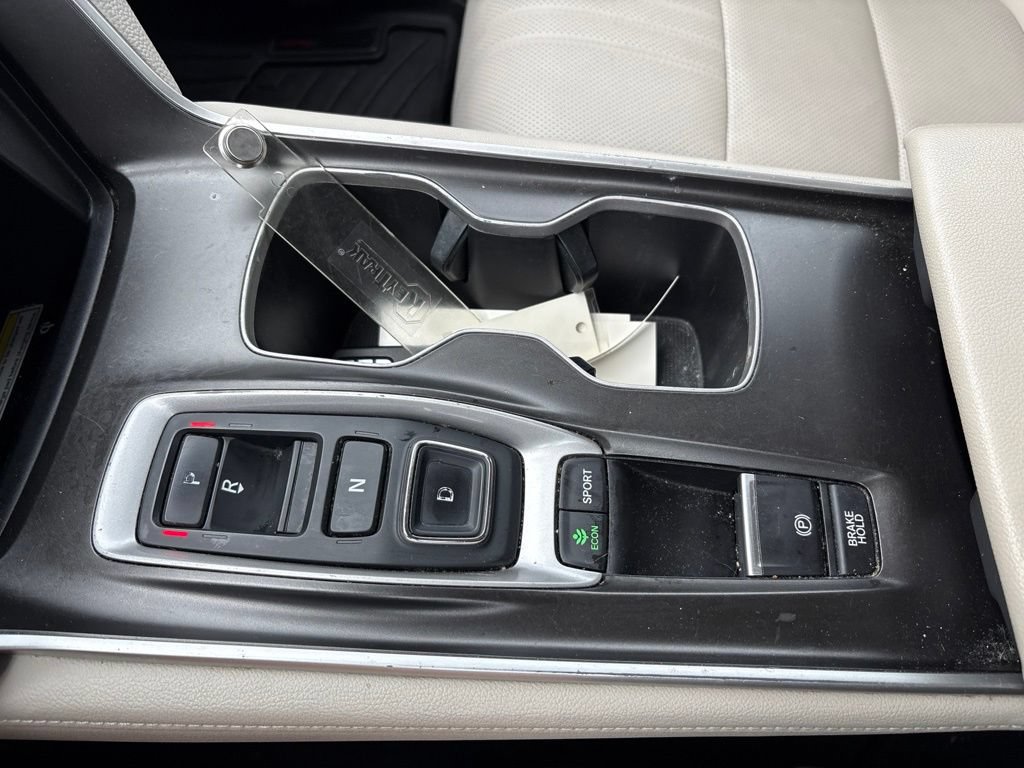 Used 2019 Honda Accord Touring image 26