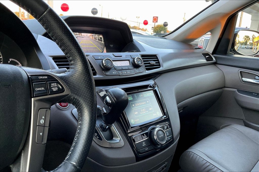 Used 2016 Honda Odyssey Touring image 11