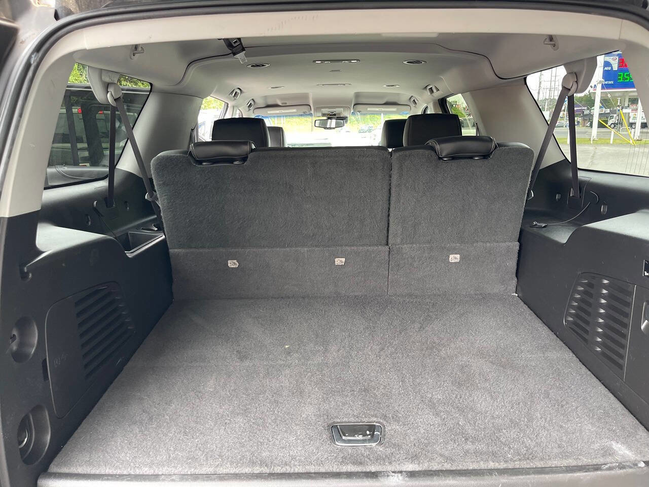 Used 2015 GMC Yukon XL Denali w/ Premium Package image 27