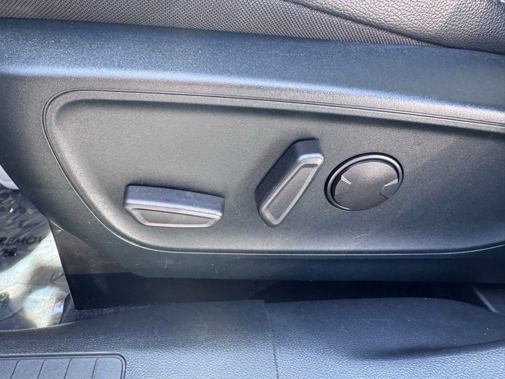 Used 2022 Ford Escape SEL image 20