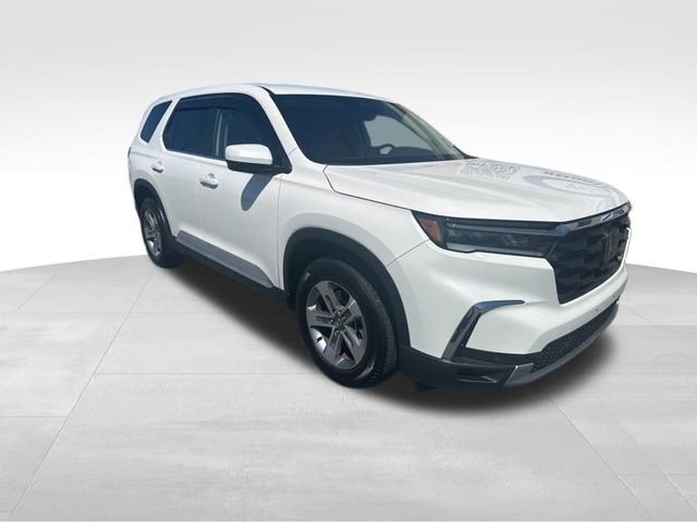Certified 2025 Honda Pilot EX-L image 23
