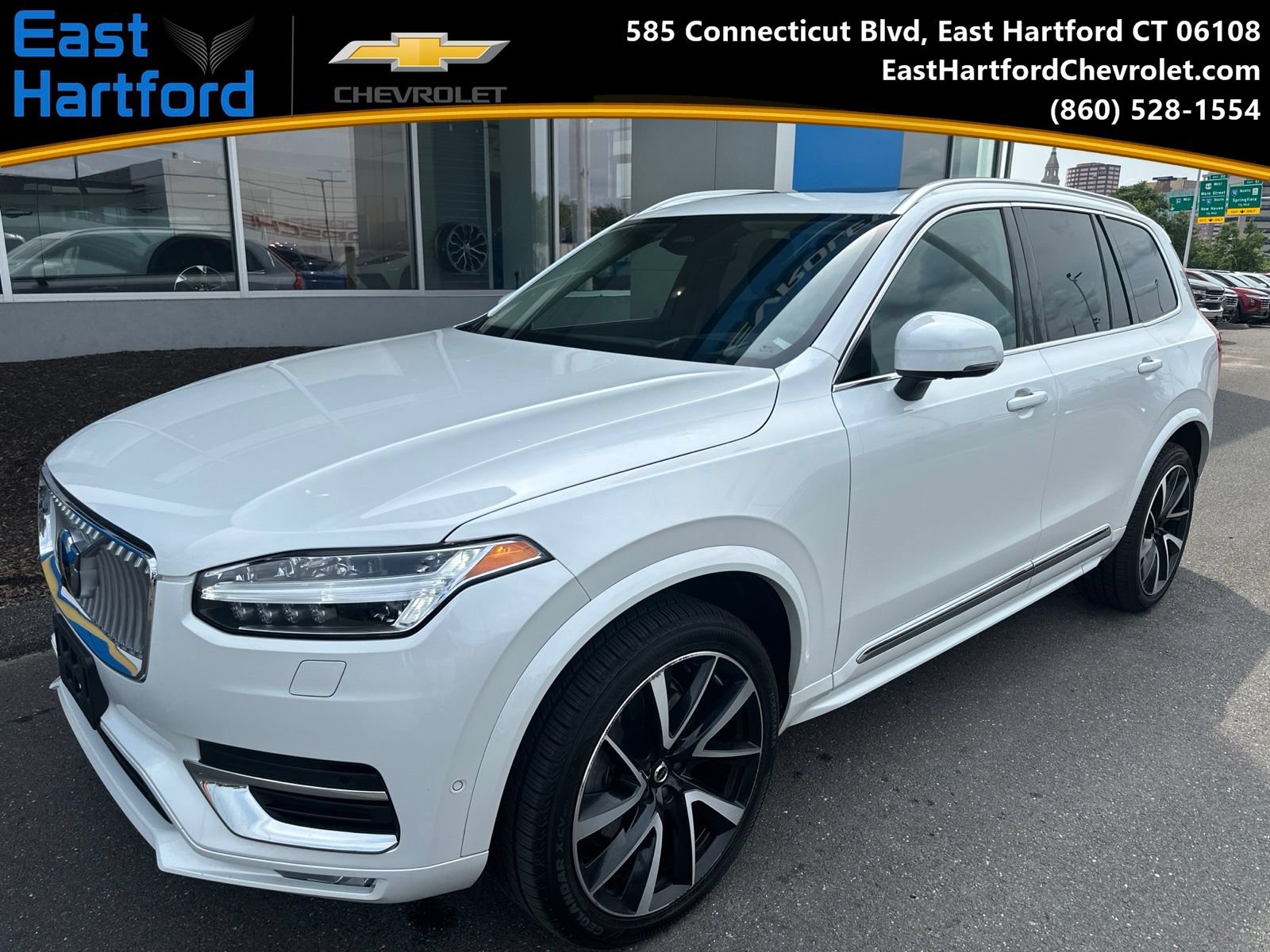 Used 2023 Volvo XC90 B5 Plus w/ Protection Package Premier AWD/4WD image 1