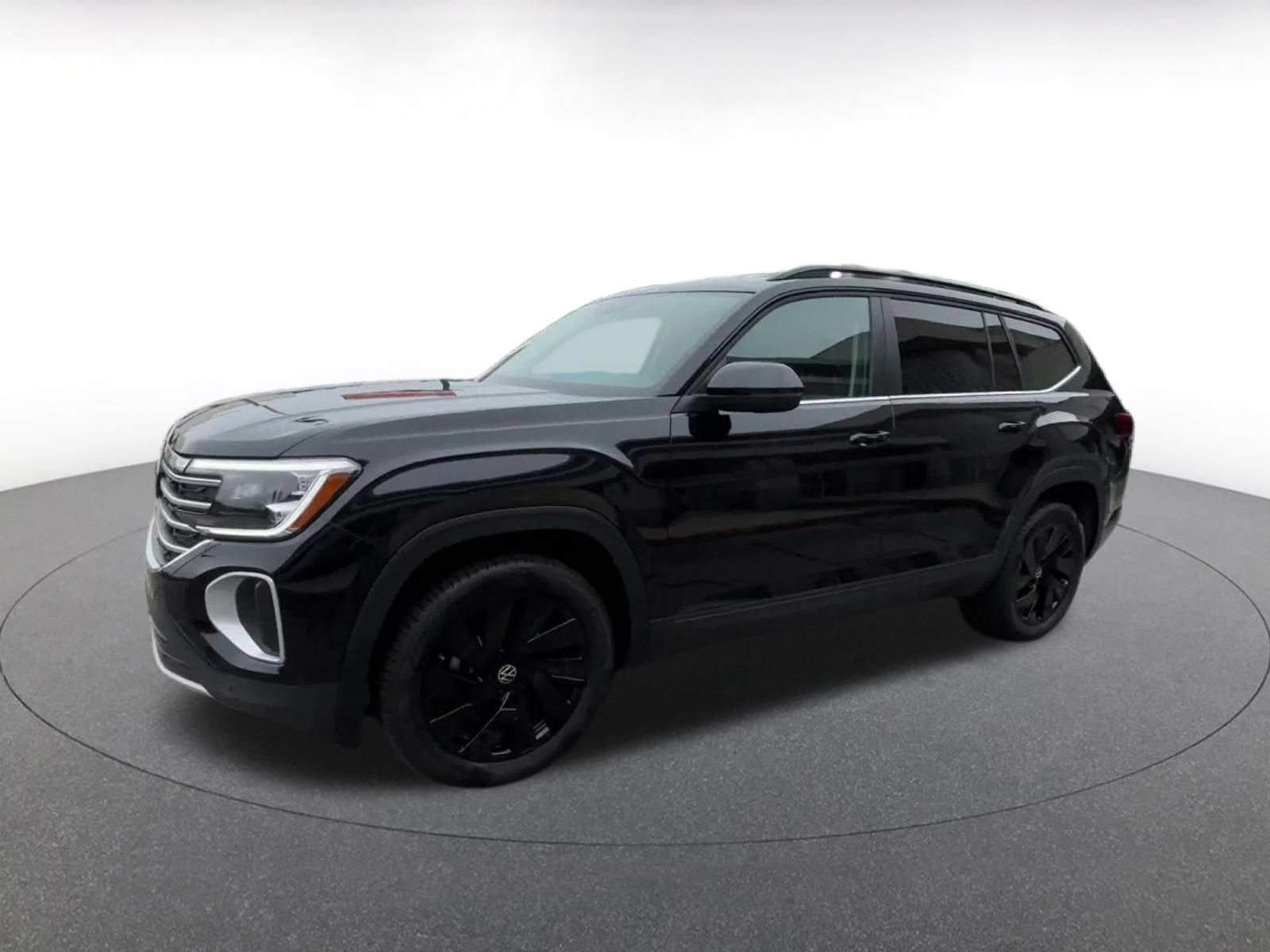Used 2026 Volkswagen Atlas SE FWD image 6