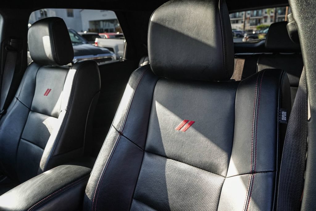 Used 2024 Dodge Durango GT RWD image 23