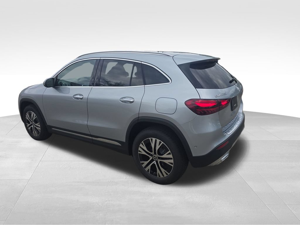 New 2026 Mercedes-Benz GLA 250 4MATIC image 3