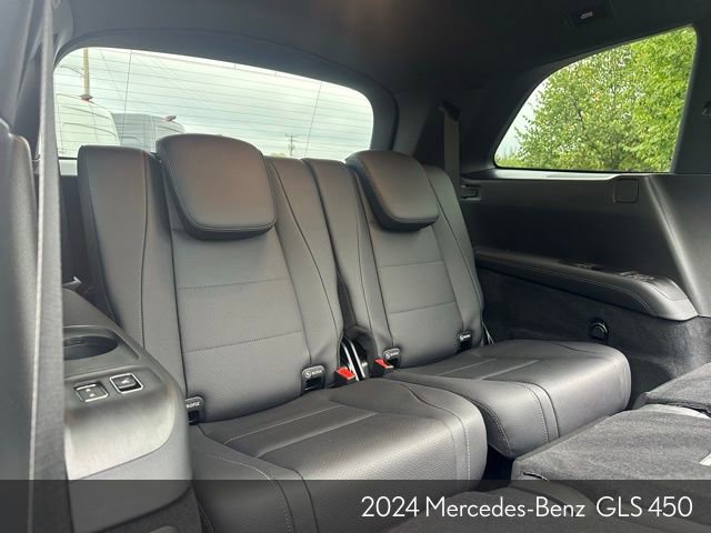 Certified 2024 Mercedes-Benz GLS 450 4MATIC image 31