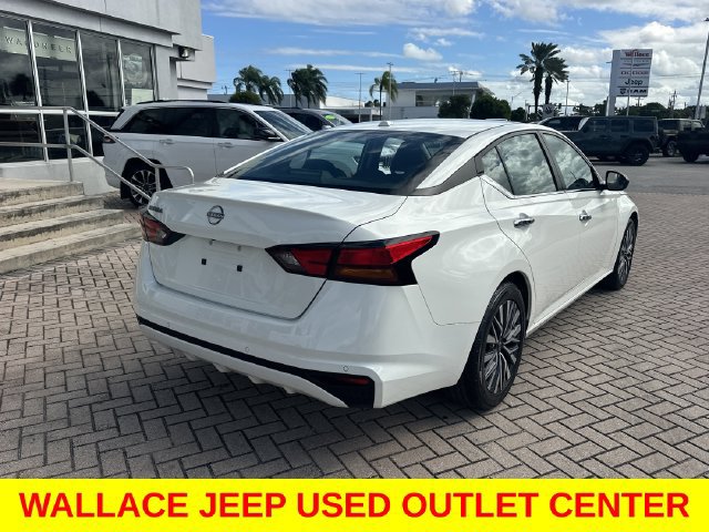 Used 2025 Nissan Altima 2.5 SV FWD image 7