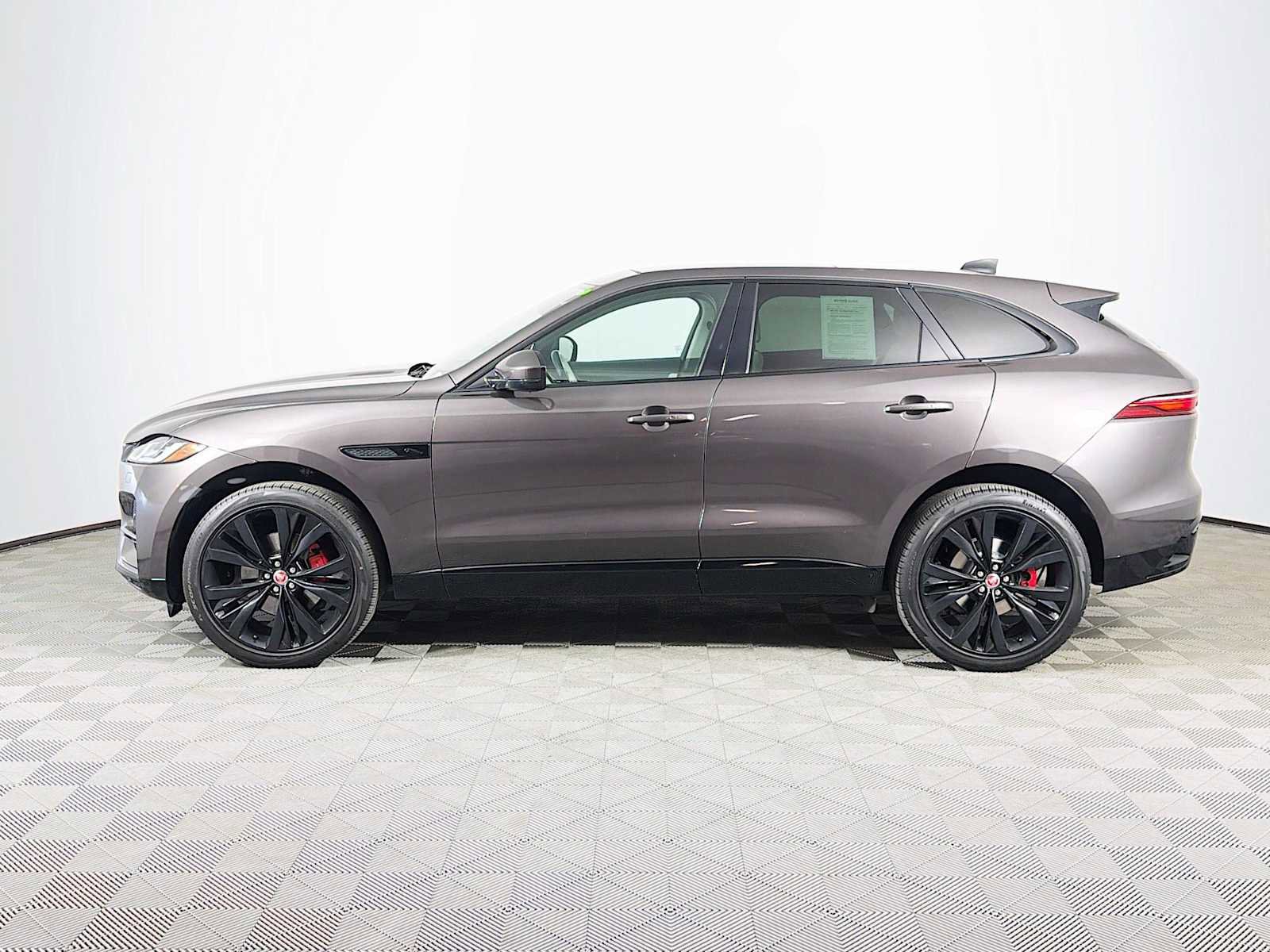 Used 2022 Jaguar F-PACE S AWD/4WD image 8