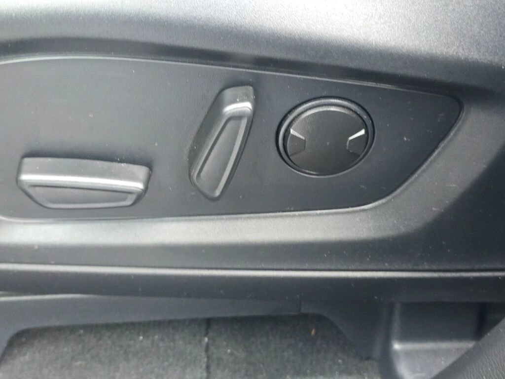 Used 2025 Ford Explorer Active image 20