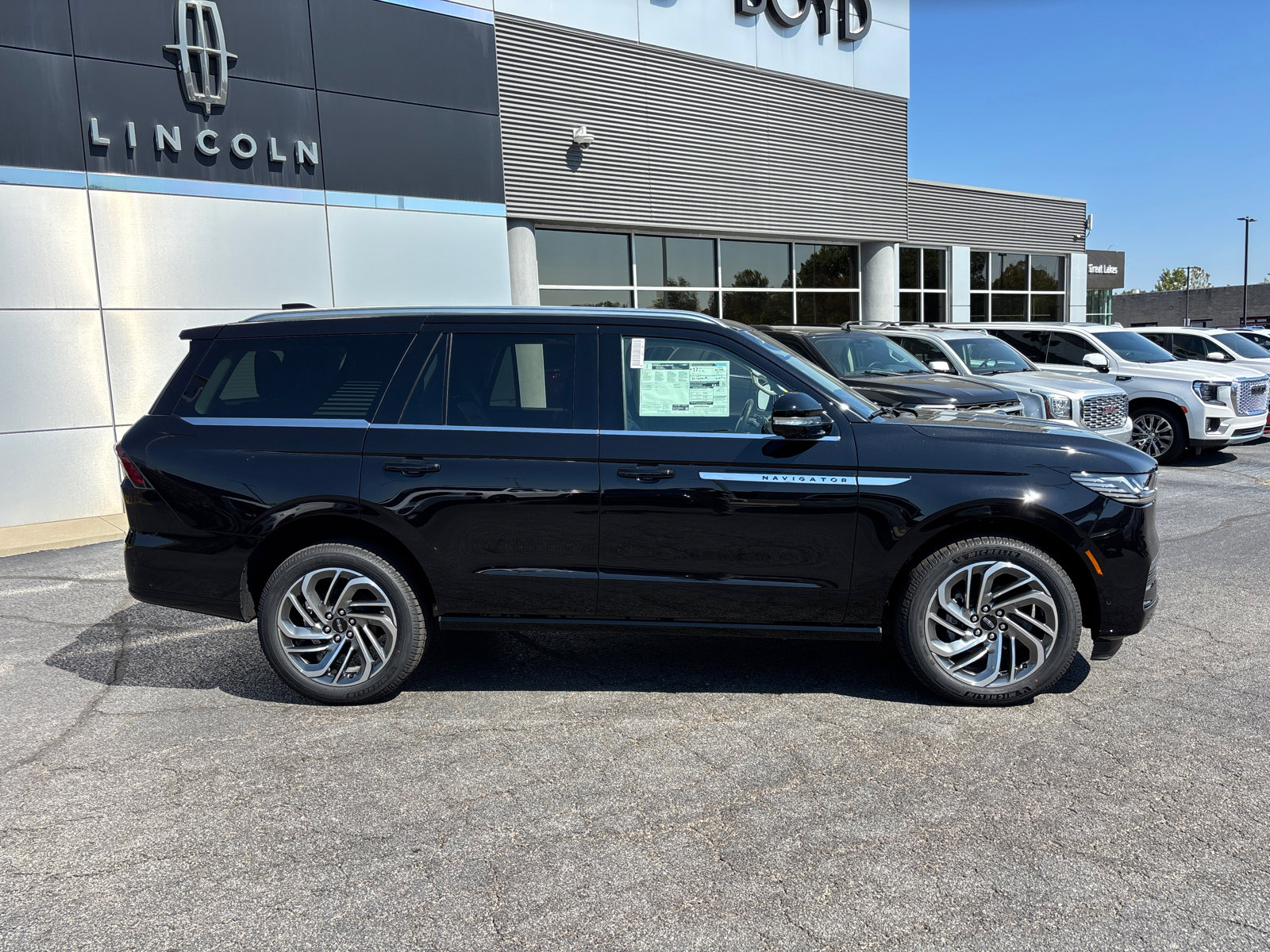 New 2025 Lincoln Navigator Reserve image 8