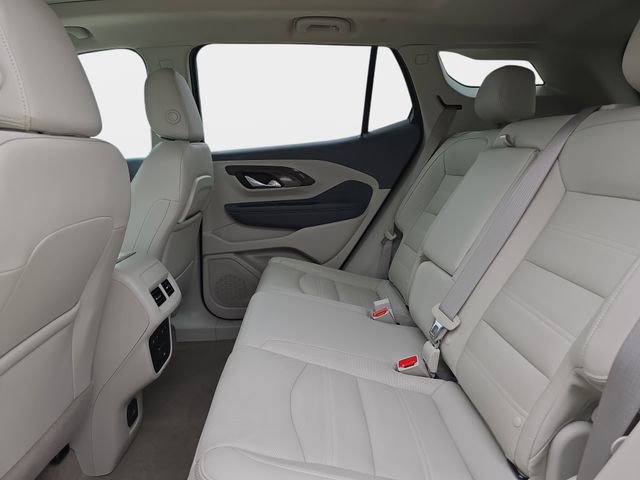 Used 2024 GMC Terrain Denali w/ Denali Premium Package AWD/4WD image 17