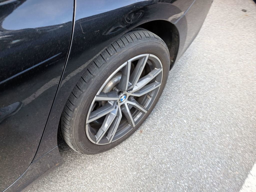 Used 2021 BMW 330i xDrive Sedan w/ Convenience Package image 5