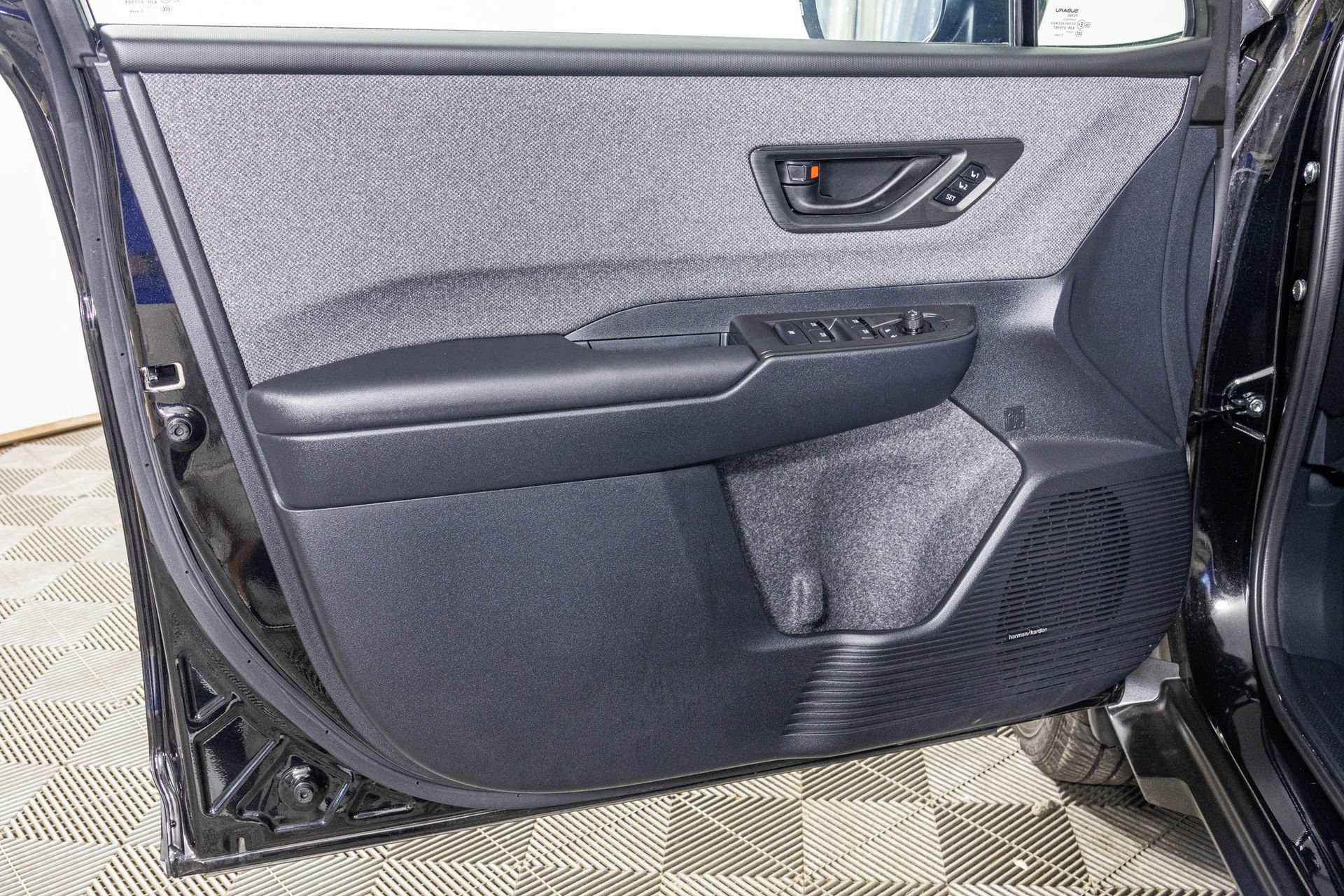 Used 2026 Subaru Outback Limited XT AWD/4WD image 38