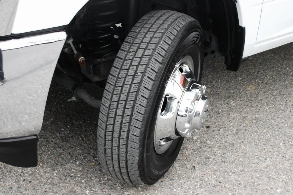 Used 2023 RAM 3500 Big Horn w/ Level 1 Equipment Group AWD/4WD image 46