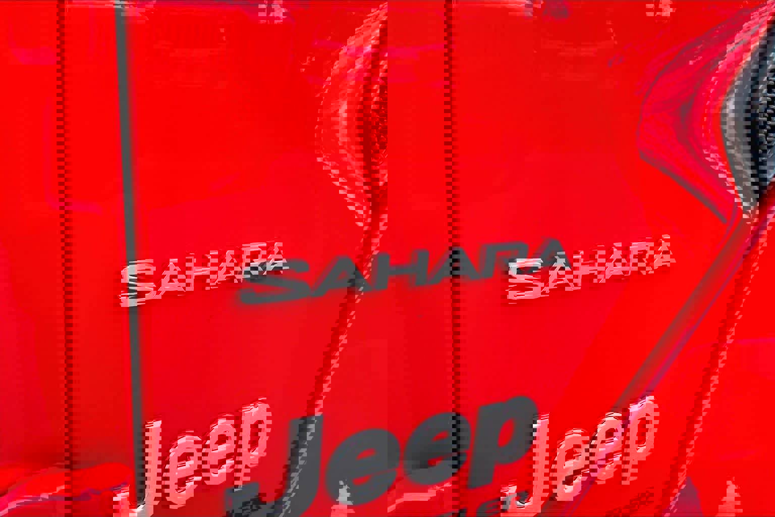 Used 2024 Jeep Wrangler Sahara w/ Safety Group image 9