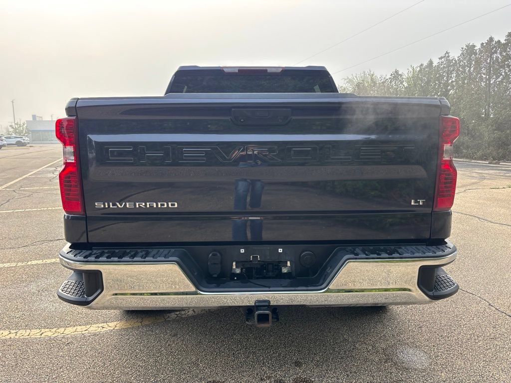 Used 2023 Chevrolet Silverado 1500 LT AWD/4WD image 6