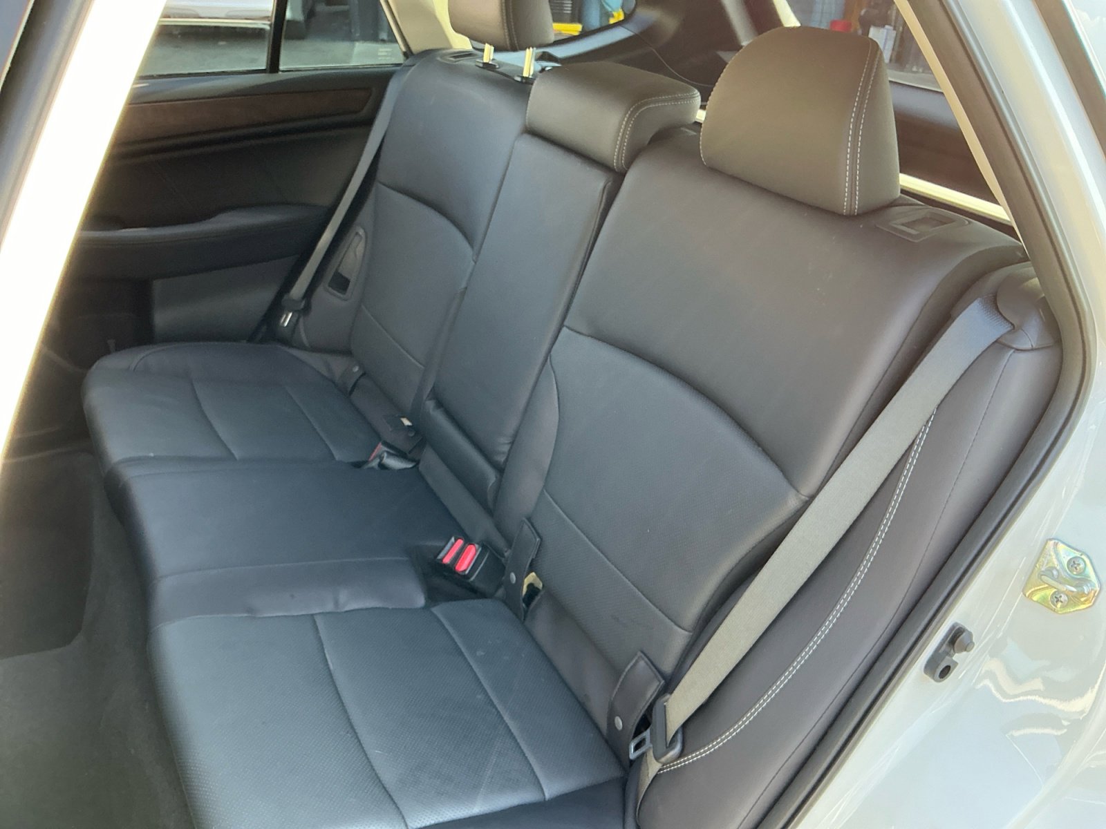 Used 2018 Subaru Outback 2.5i Limited image 19