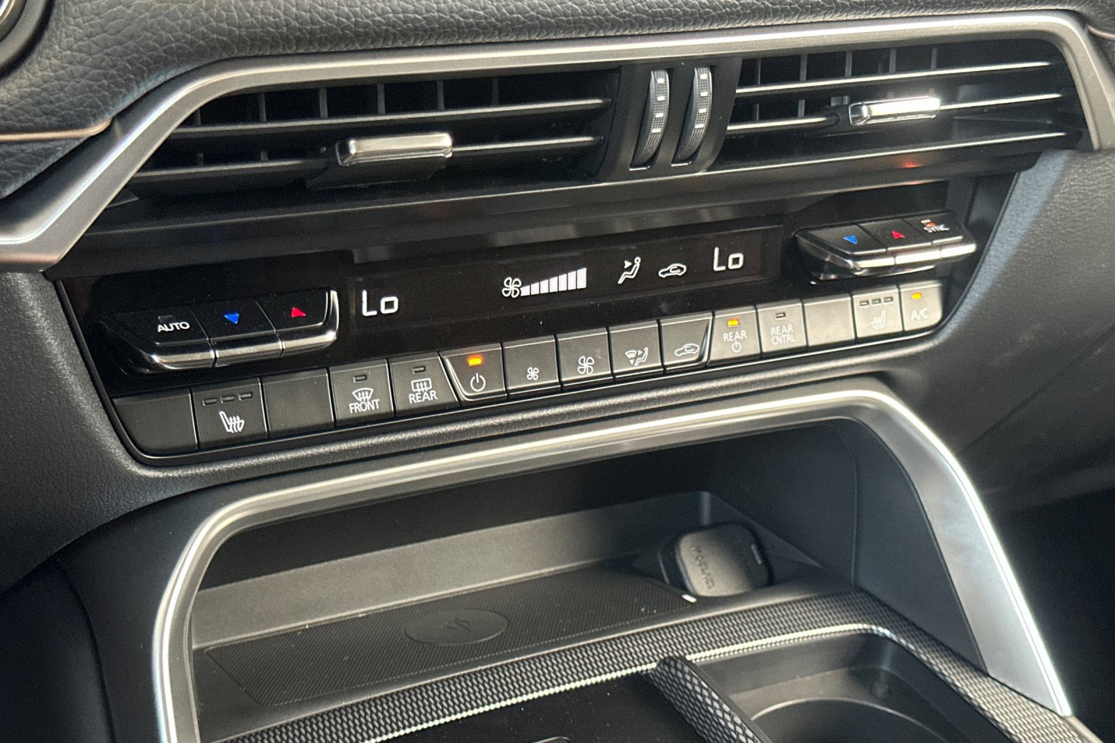 New 2025 MAZDA CX-90 Plug-In Hybrid w/Premium Sport image 25