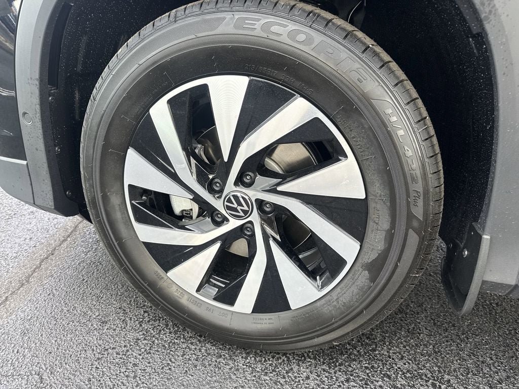 New 2026 Volkswagen Tiguan S FWD image 7