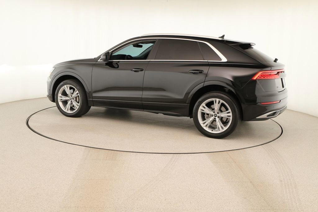 Used 2022 Audi Q8 Premium Plus image 3