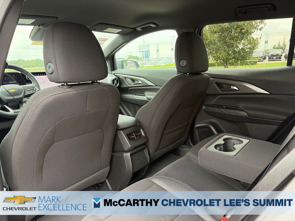 New 2026 Chevrolet Equinox EV LT w/ Comfort Package FWD image 39