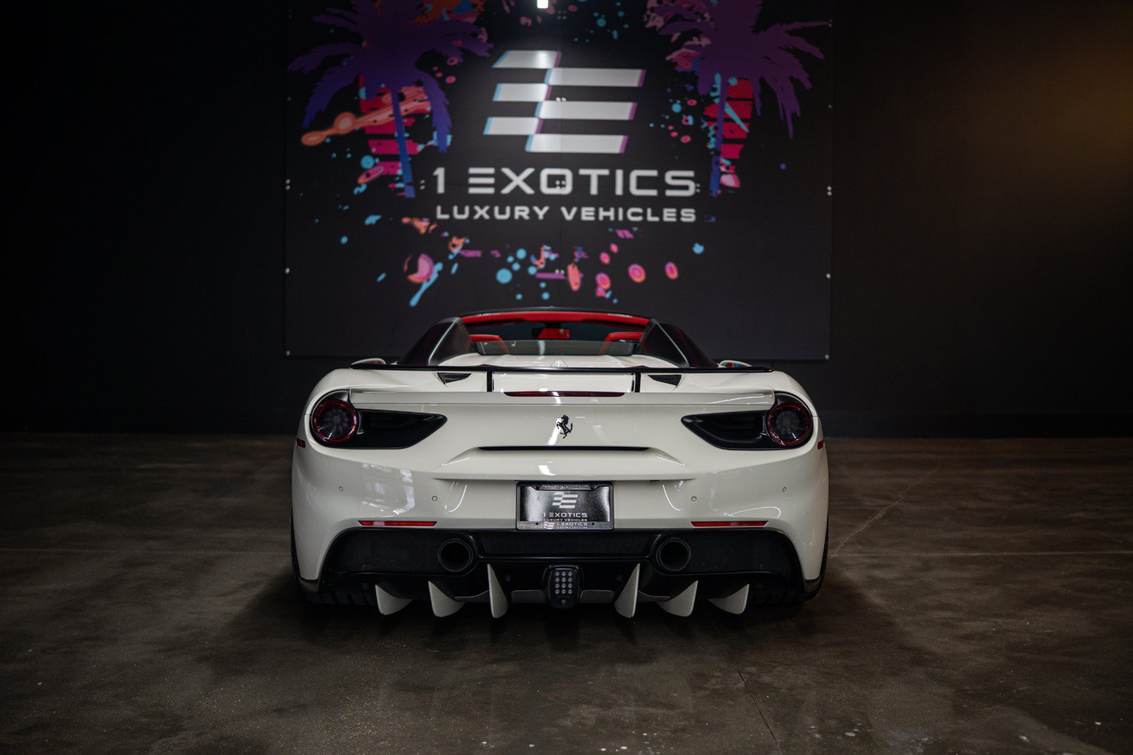 Used 2018 Ferrari 488 Spider RWD image 5