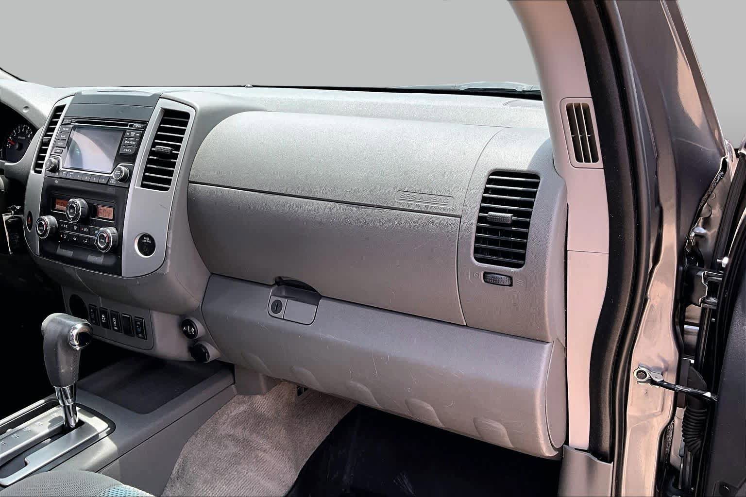 Used 2018 Nissan Frontier SV w/ Value Truck Package RWD image 18