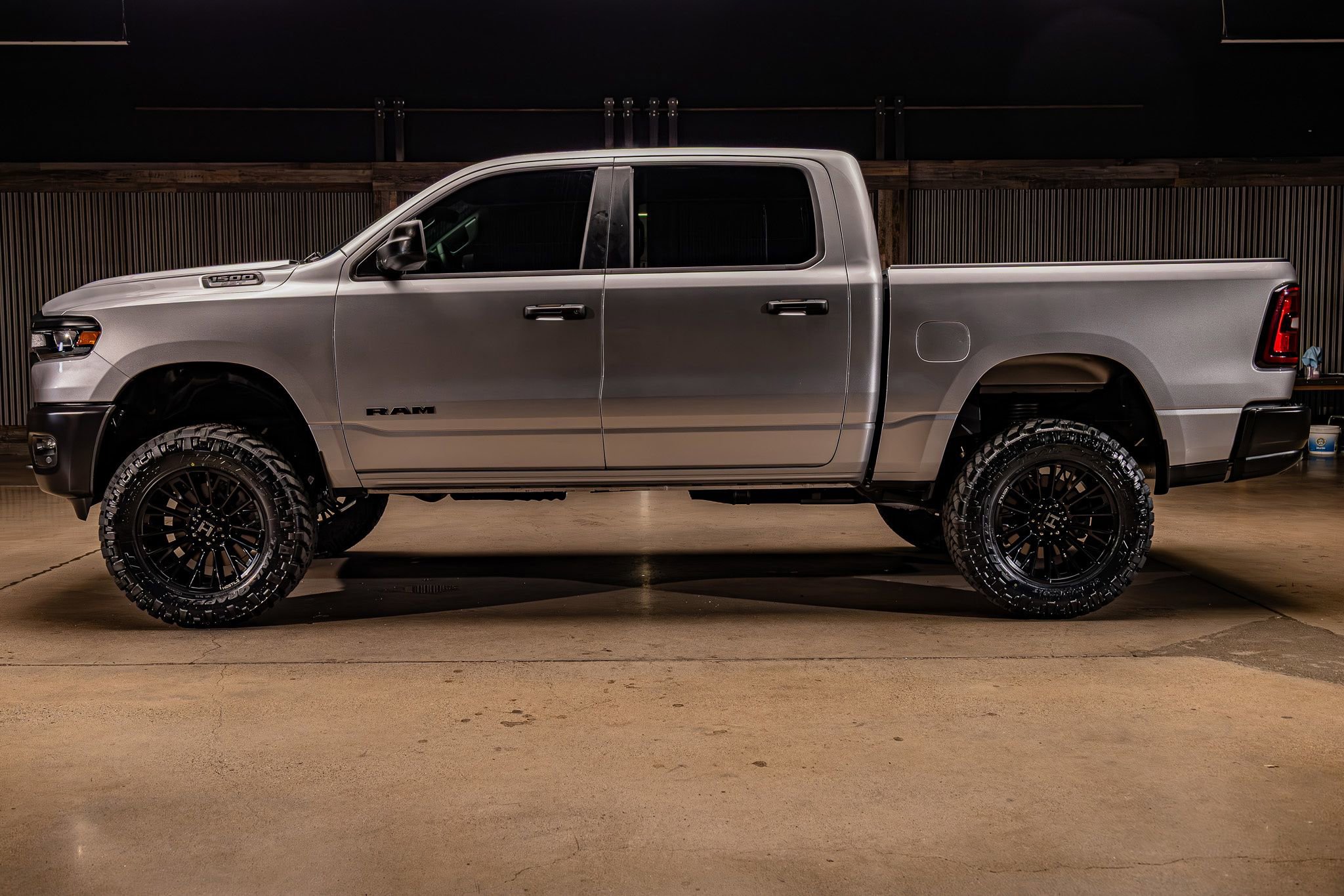 Used 2025 RAM 1500 Classic Warlock image 6