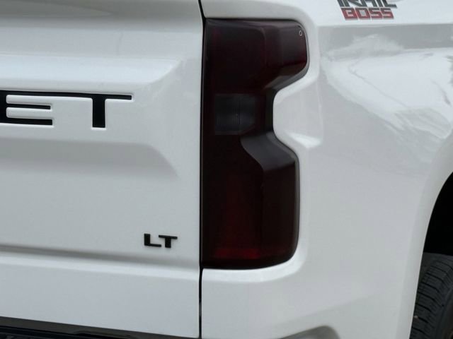 Used 2021 Chevrolet Silverado 1500 LT Trail Boss w/ Bed Protection Package AWD/4WD image 8