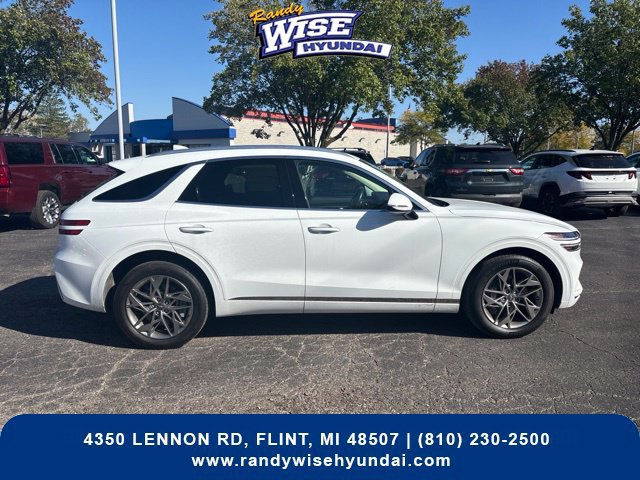 Used 2025 Genesis GV70 2.5T AWD/4WD image 11