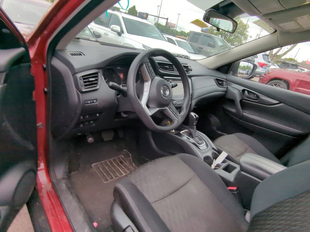 Used 2019 Nissan Rogue S AWD/4WD image 7
