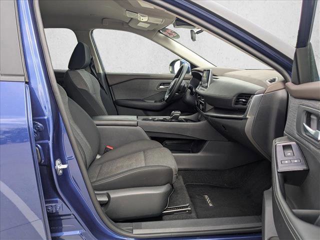Used 2023 Nissan Rogue SV image 21