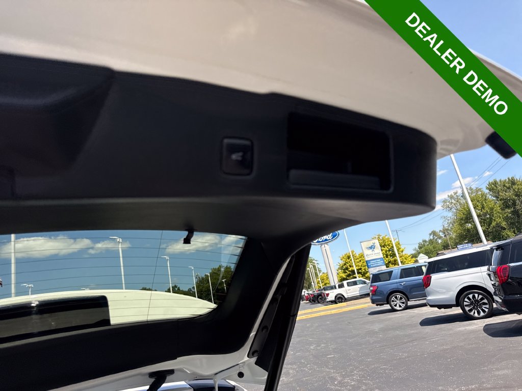 Used 2023 Ford Escape Active w/ Tech Pack #2 FWD image 11