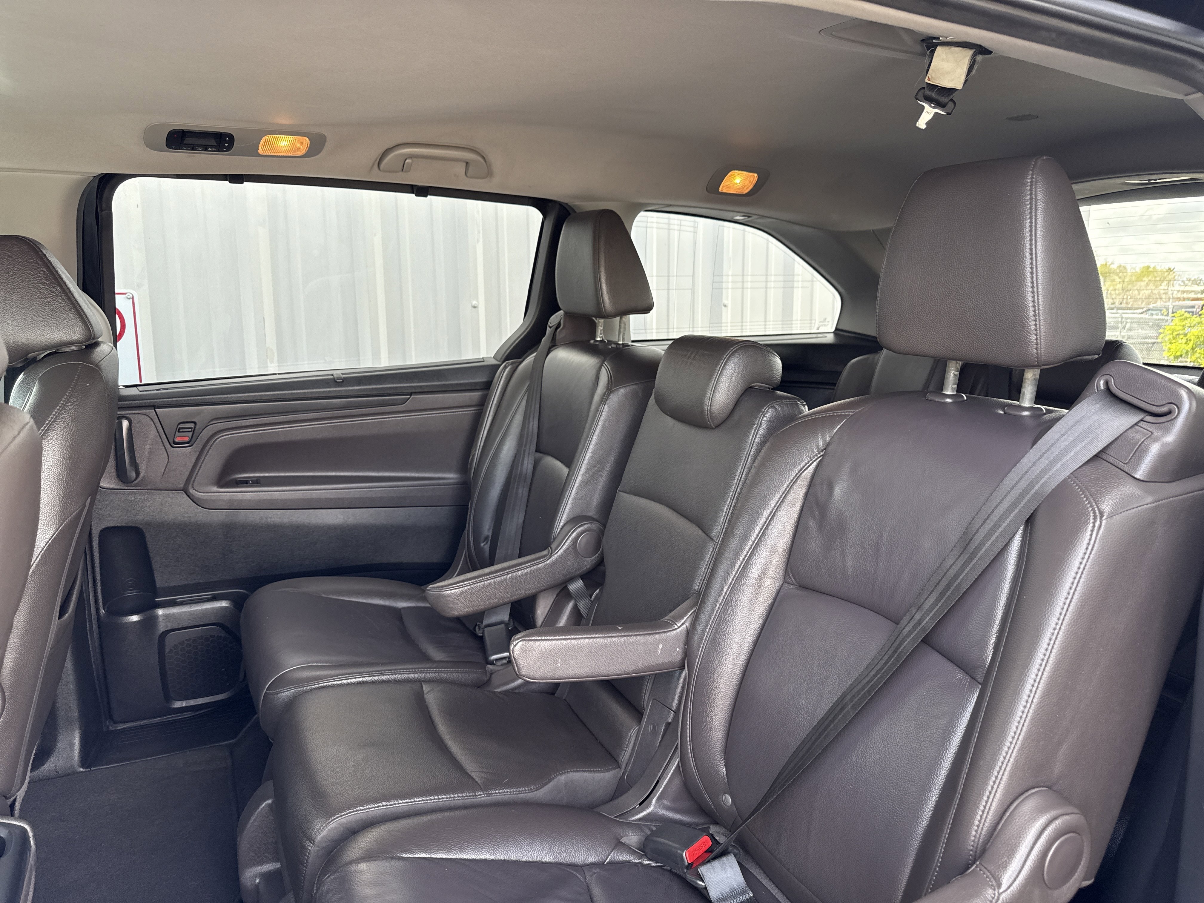 Used 2018 Honda Odyssey EX-L image 25