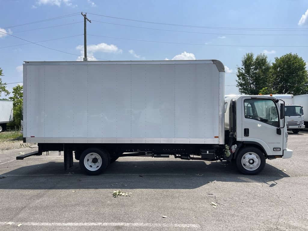 New 2024 Chevrolet Low Cab Forward 5500XG RWD image 3